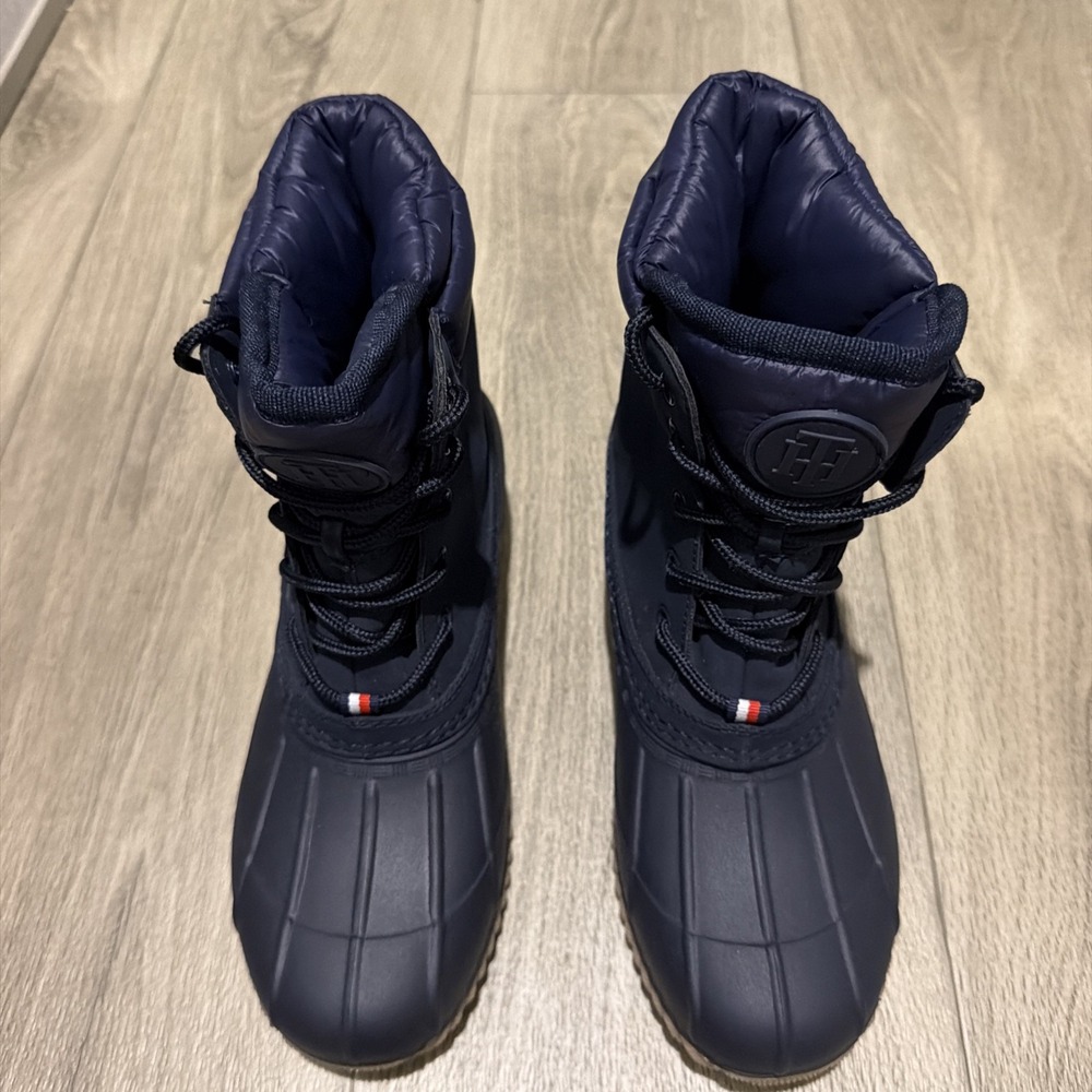 Tommy Hilfiger Women's Mysty Boots Snow Rain Size 8 Navy